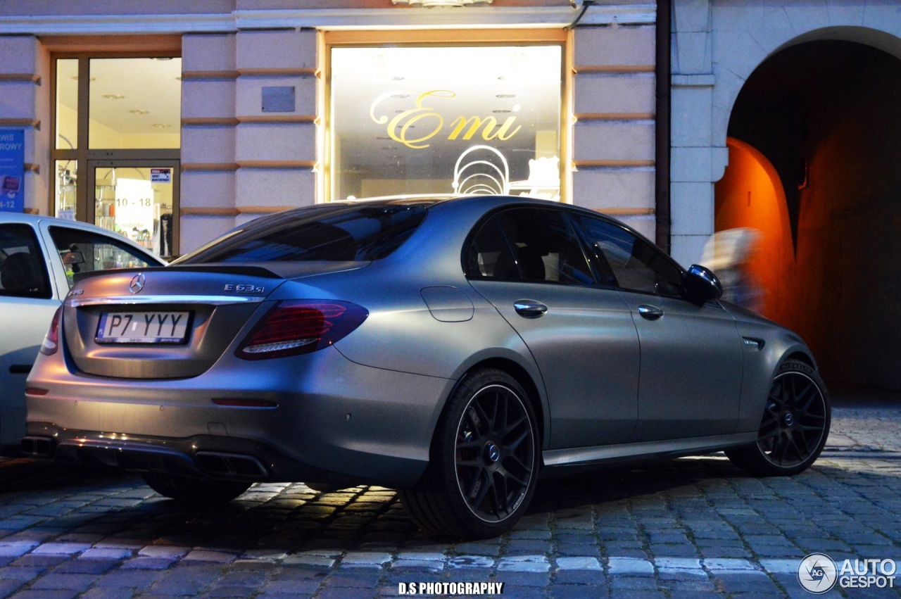 Mercedes-AMG E 63 S W213