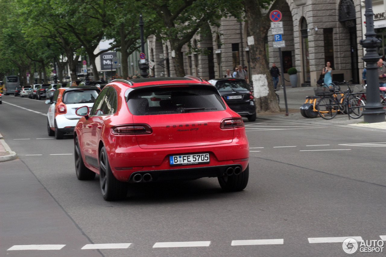 Porsche 95B Macan GTS