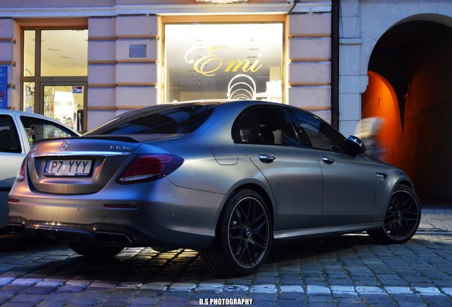 Mercedes-AMG E 63 S W213