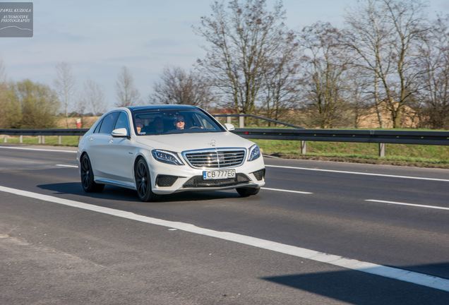 Mercedes-Benz S 63 AMG V222