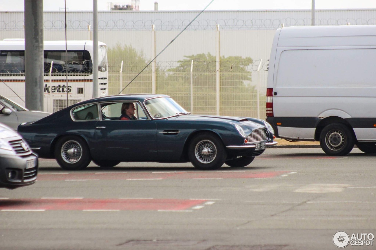 Aston Martin DB6 Vantage MKII