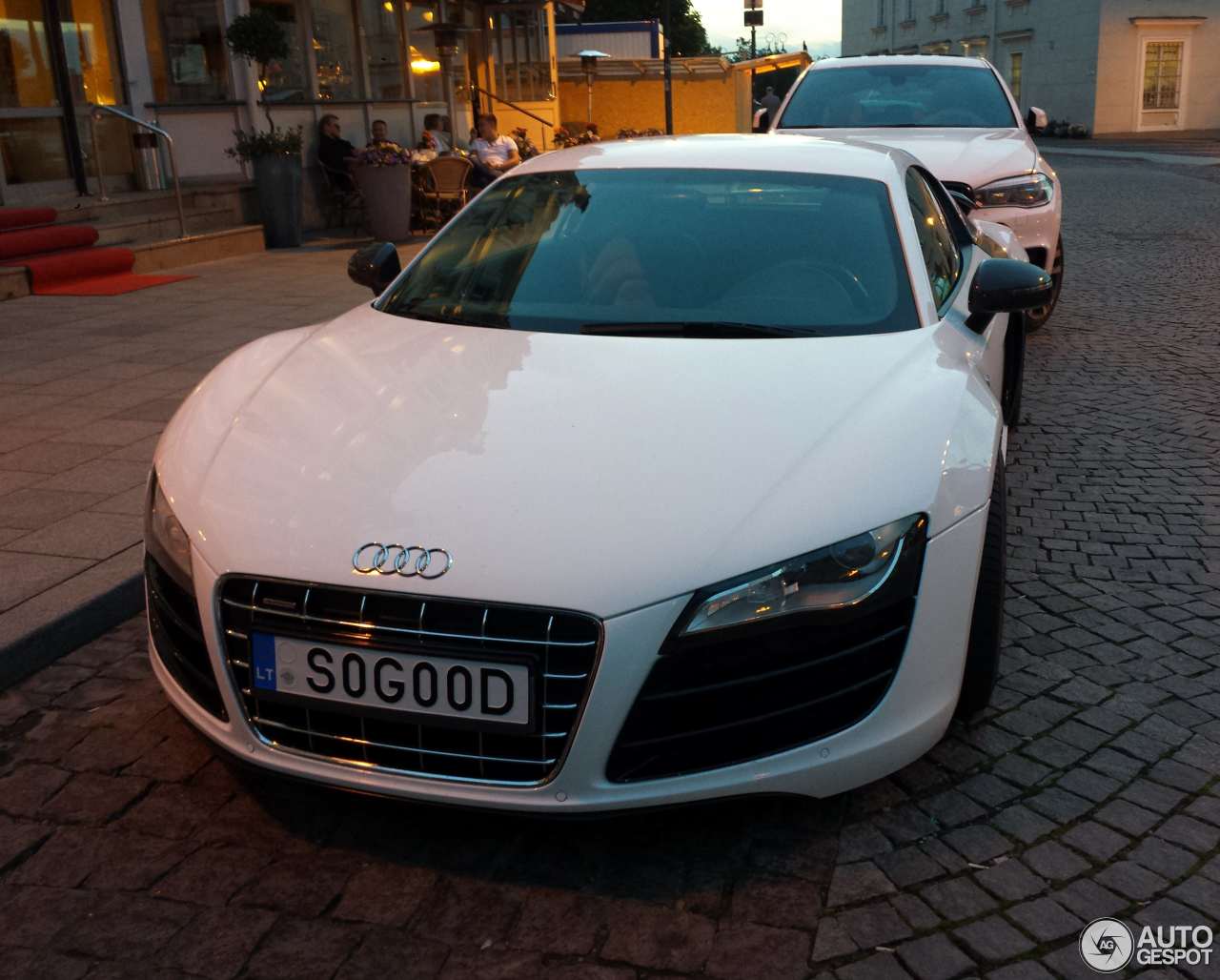 Audi R8