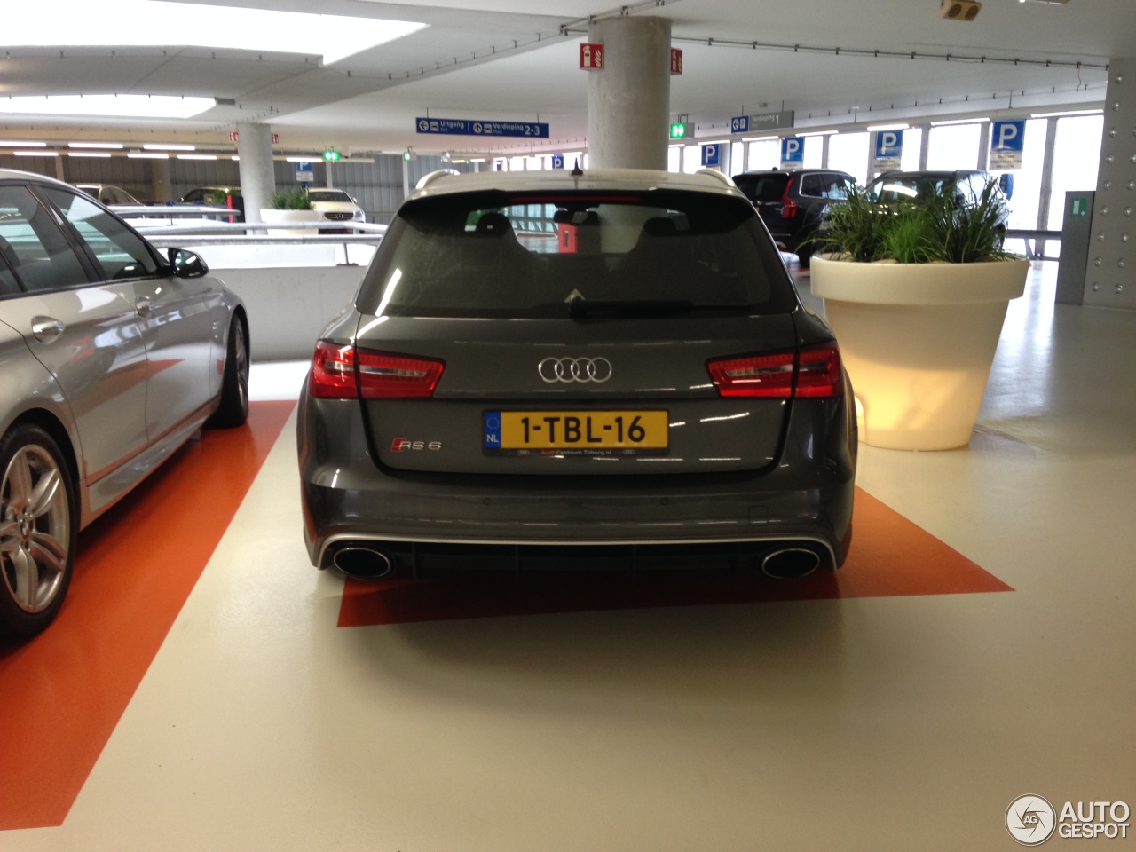 Audi RS6 Avant C7