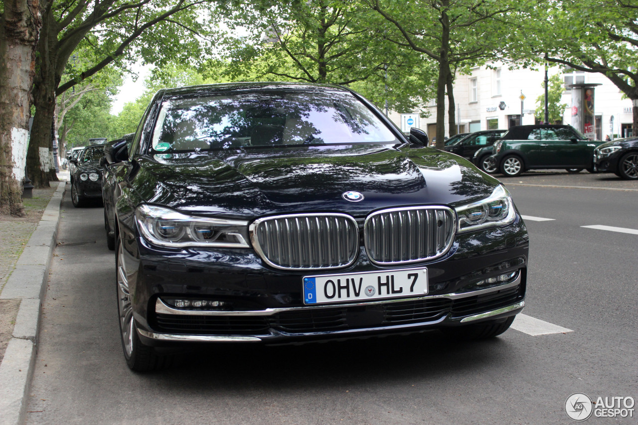 BMW M760Li xDrive