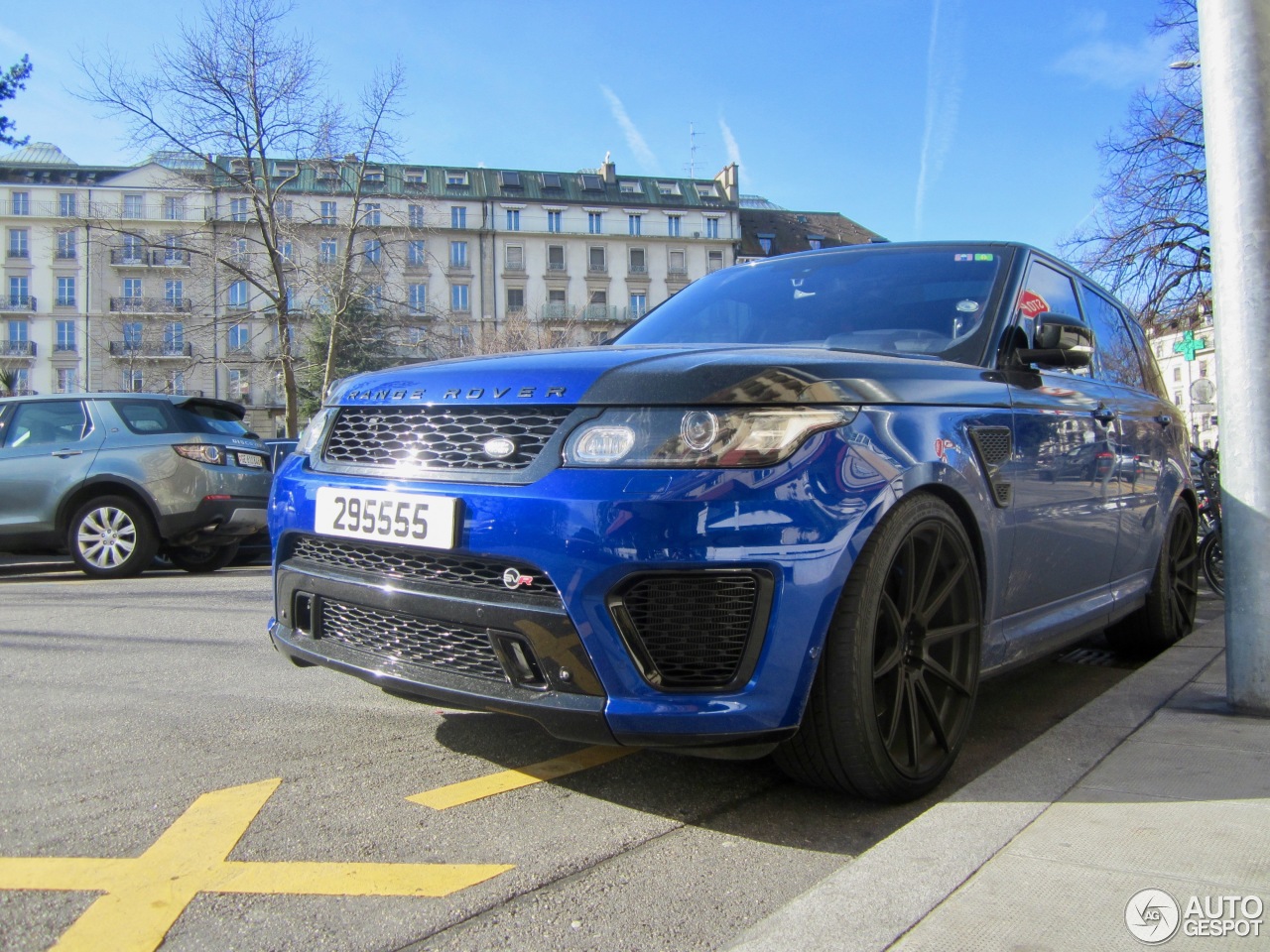 Land Rover Range Rover Sport SVR