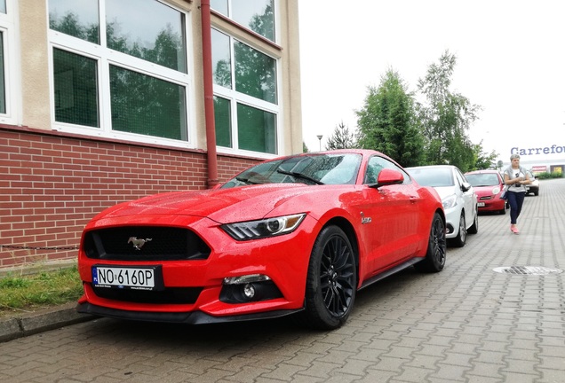 Ford Mustang GT 2015