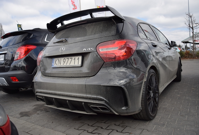 Mercedes-AMG A 45 W176 2015