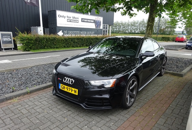 Audi RS5 B8 2012