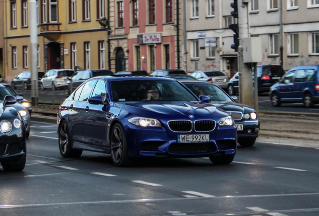 BMW M5 F10 2011