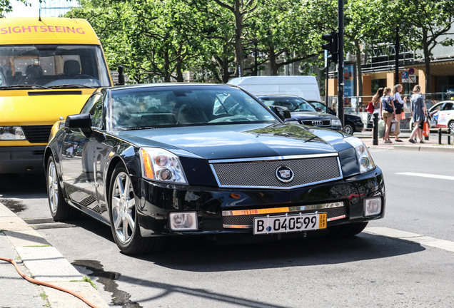 Cadillac XLR-V