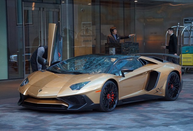 Lamborghini Aventador LP750-4 SuperVeloce Roadster