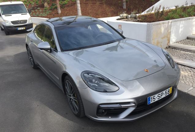 Porsche 971 Panamera Turbo