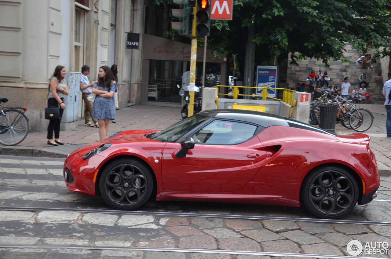 Alfa Romeo 4C Coupé