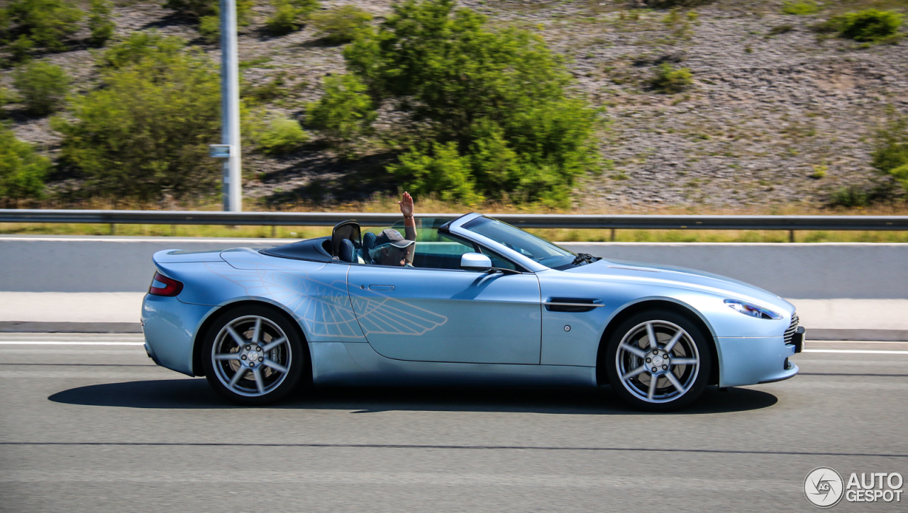 Aston Martin V8 Vantage Roadster