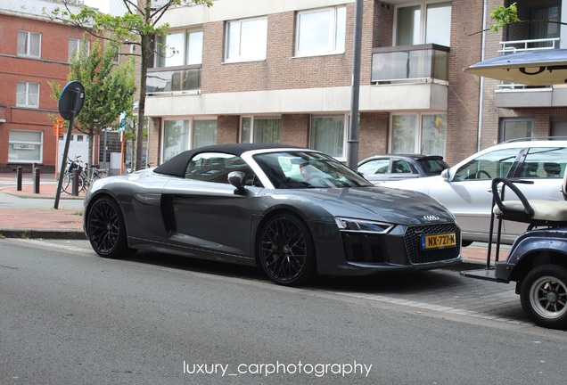 Audi R8 V10 Spyder 2016