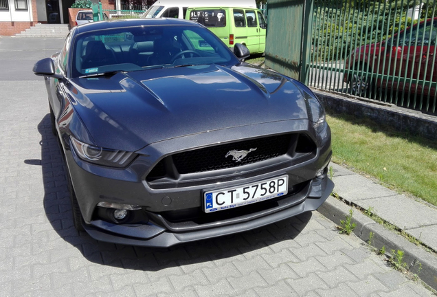 Ford Mustang GT 2015