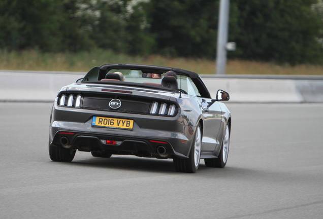 Ford Mustang GT Convertible 2015