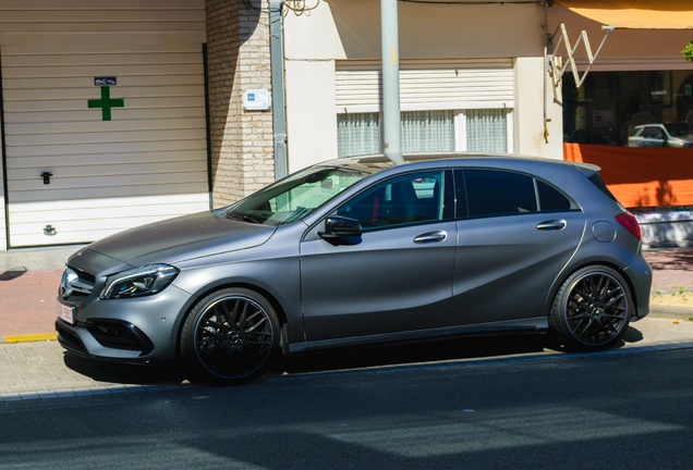 Mercedes-AMG A 45 W176 2015