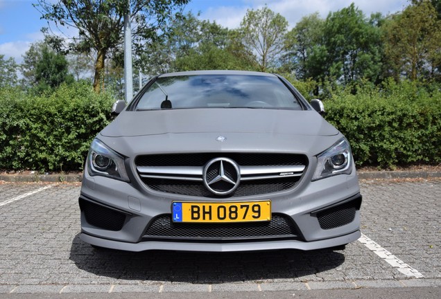 Mercedes-Benz CLA 45 AMG C117