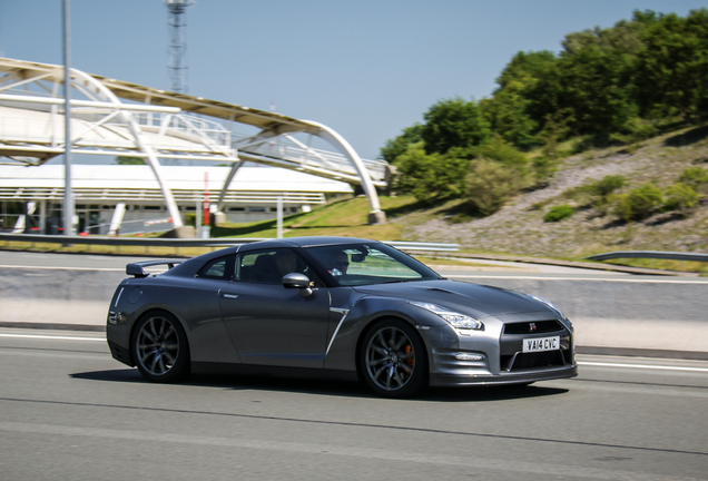 Nissan GT-R 2014