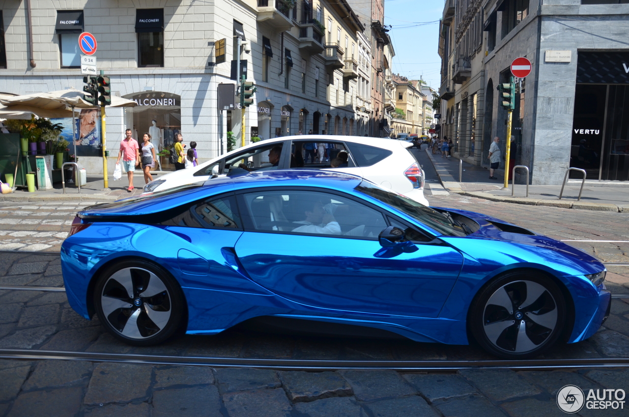 BMW i8