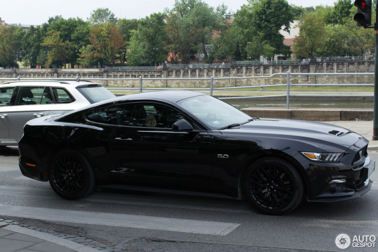 Ford Mustang GT 2015