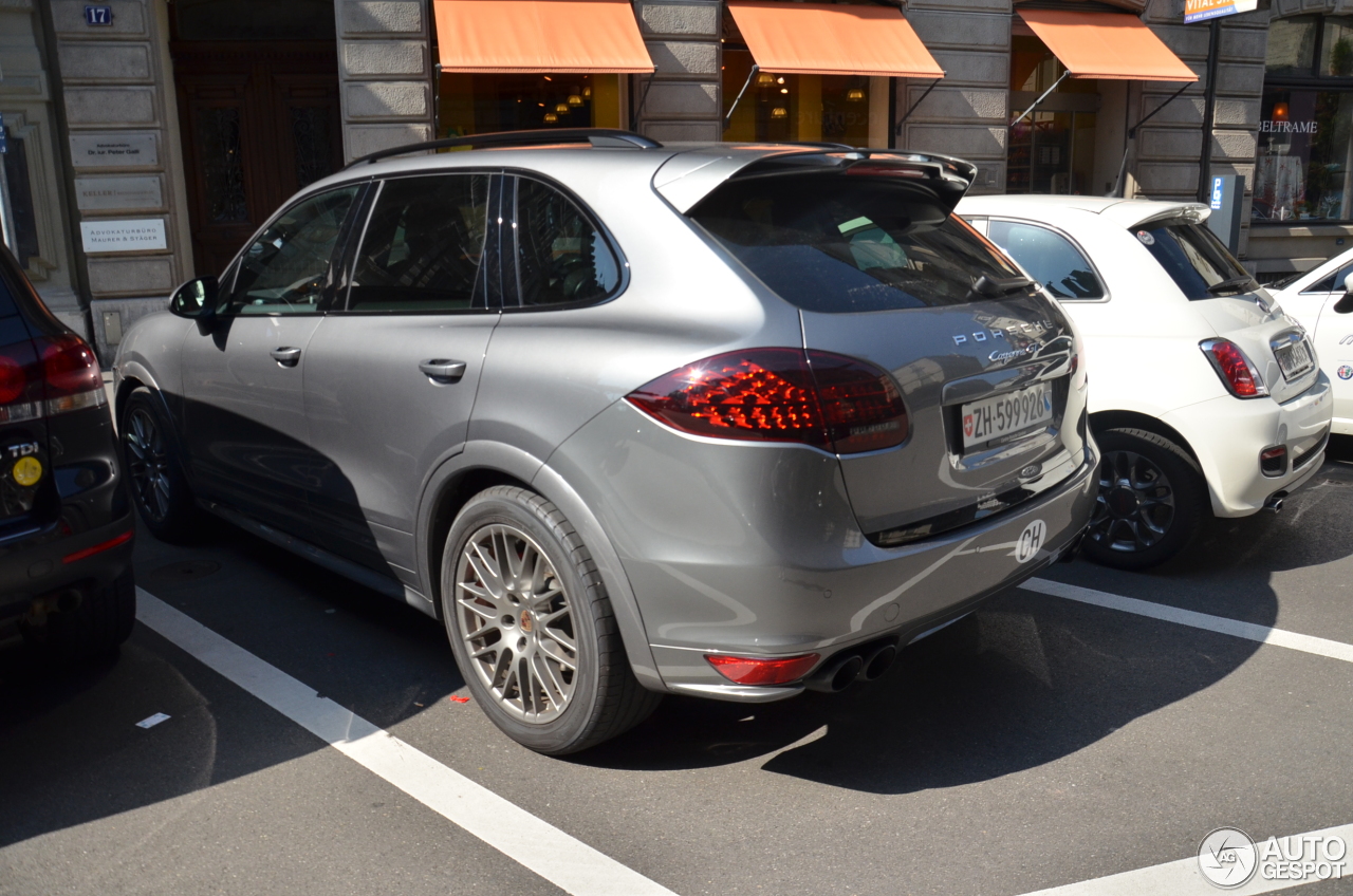 Porsche 958 Cayenne GTS