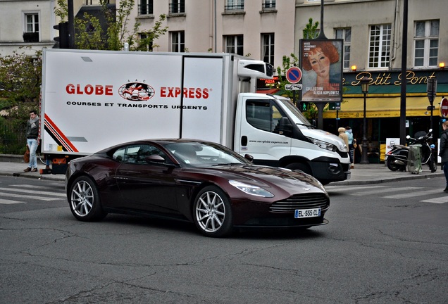 Aston Martin DB11