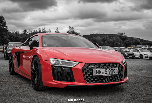 Audi R8 V10 Plus 2015