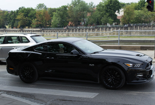 Ford Mustang GT 2015