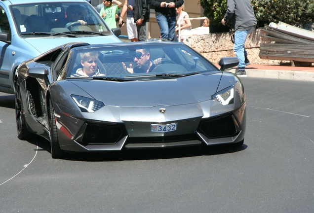 Lamborghini Aventador LP700-4 Roadster