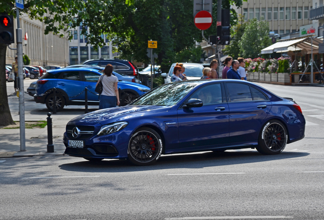 Mercedes-AMG C 63 S W205