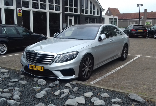 Mercedes-Benz S 63 AMG V222