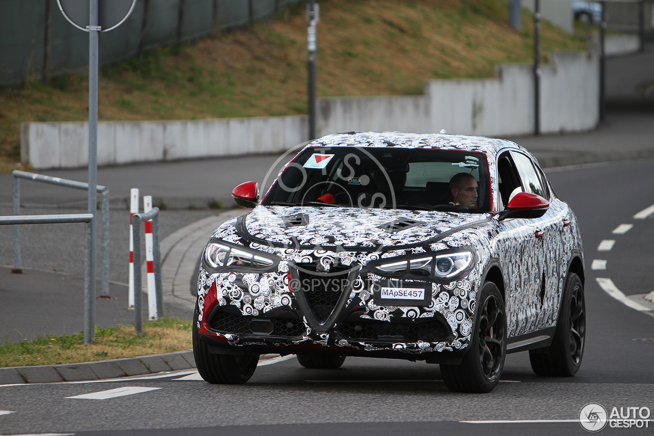 Alfa Romeo Stelvio Quadrifoglio