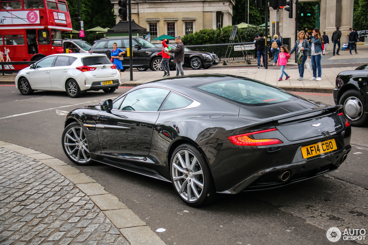 Aston Martin Vanquish 2013