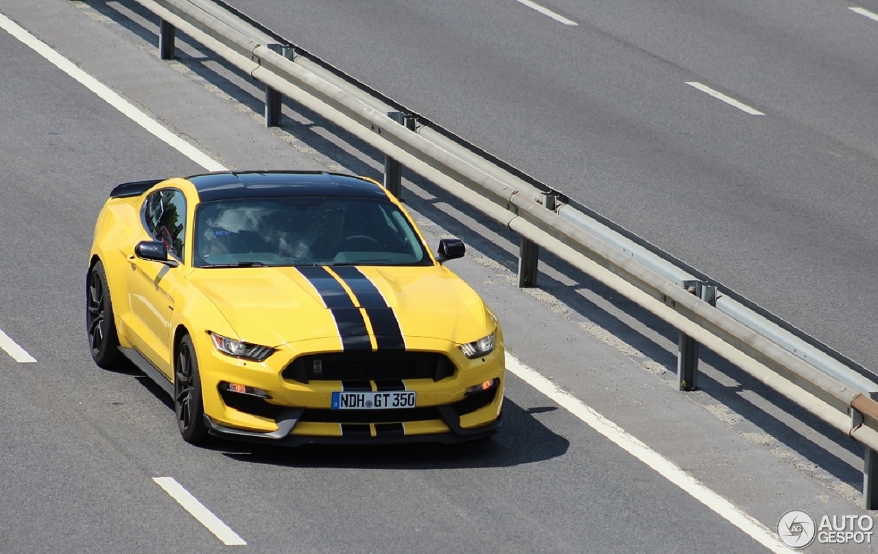 Ford Mustang Shelby GT350 2015