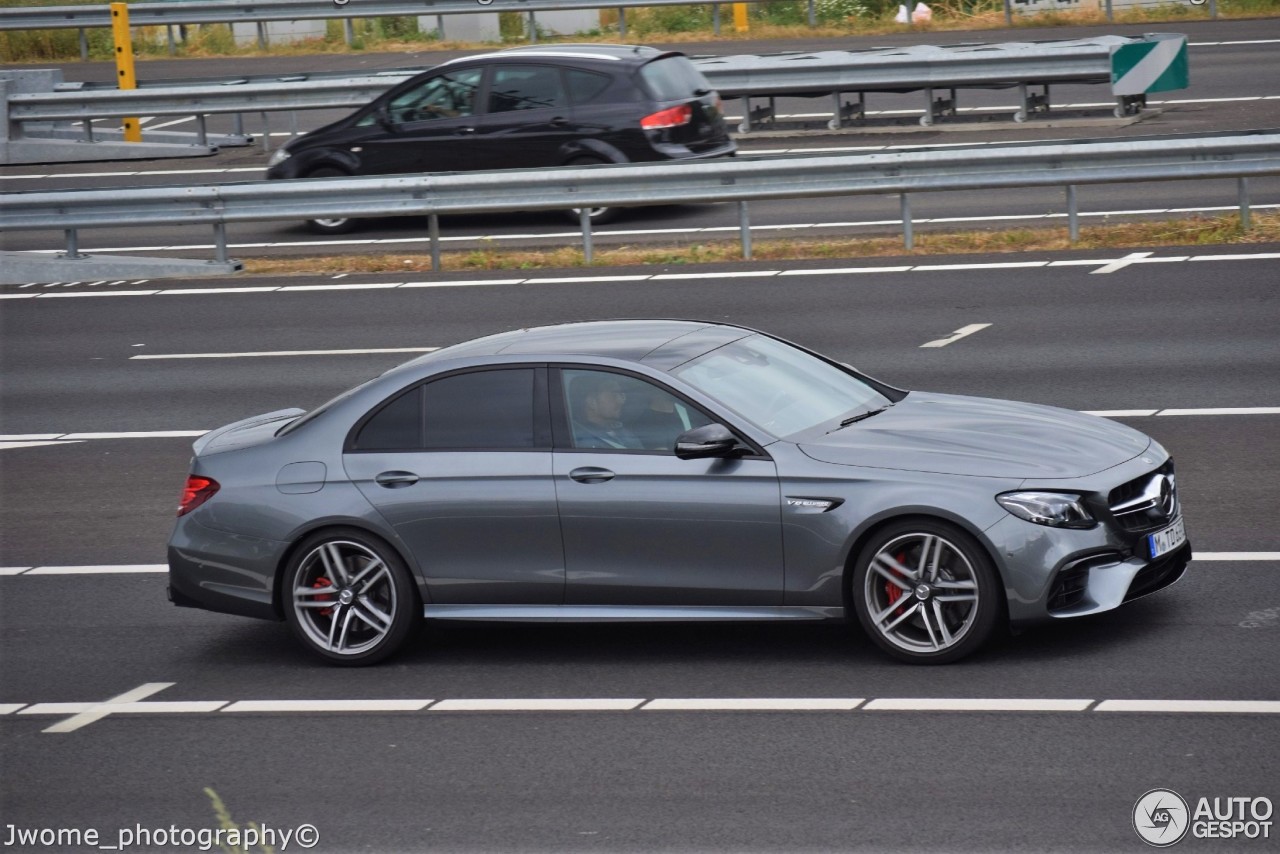 Mercedes-AMG E 63 S W213