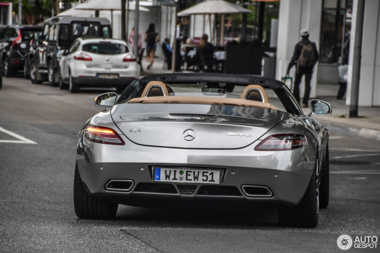 Mercedes-Benz SLS AMG Roadster