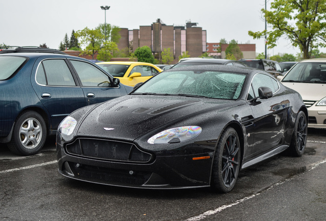 Aston Martin V12 Vantage S