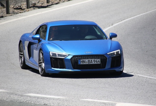 Audi R8 V10 2015