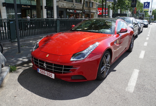 Ferrari FF