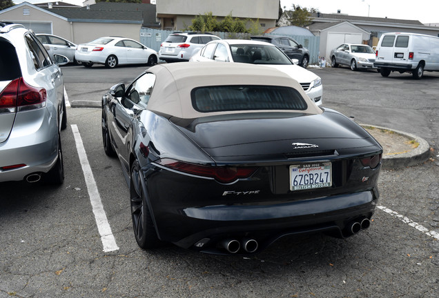 Jaguar F-TYPE S V8 Convertible