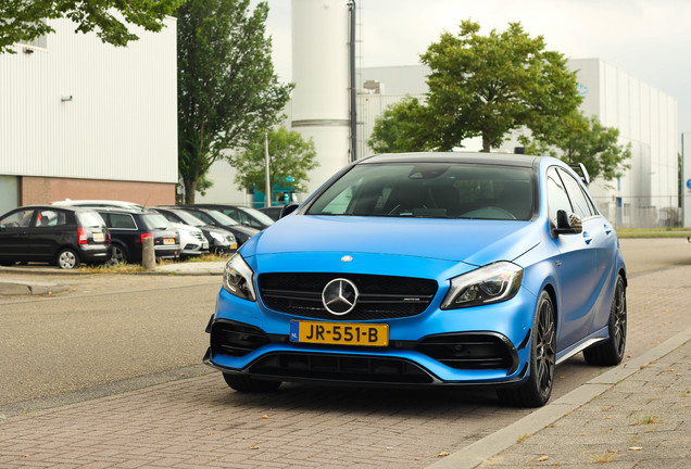 Mercedes-AMG A 45 W176 2015