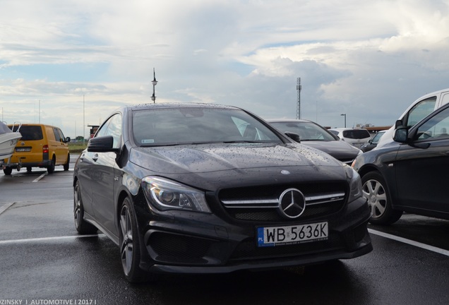 Mercedes-Benz CLA 45 AMG C117