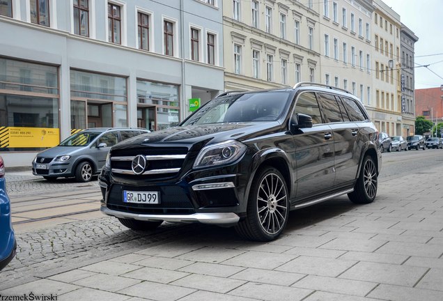 Mercedes-Benz GL 63 AMG X166