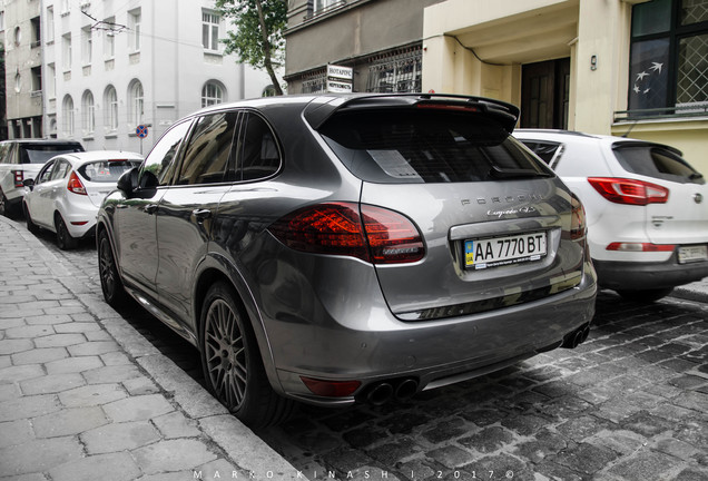 Porsche 958 Cayenne GTS