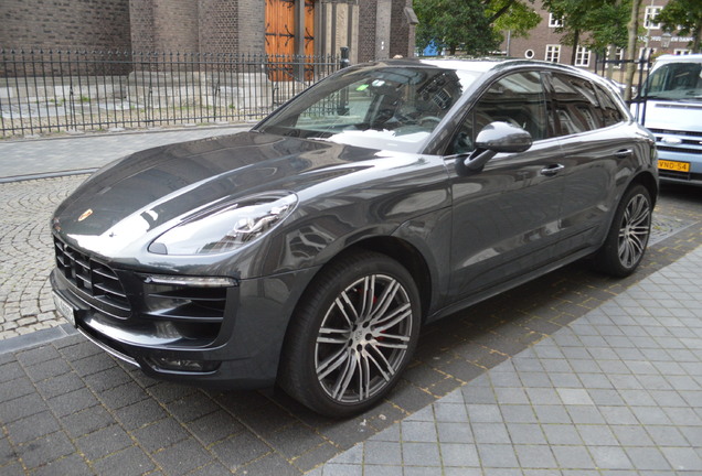 Porsche 95B Macan Turbo