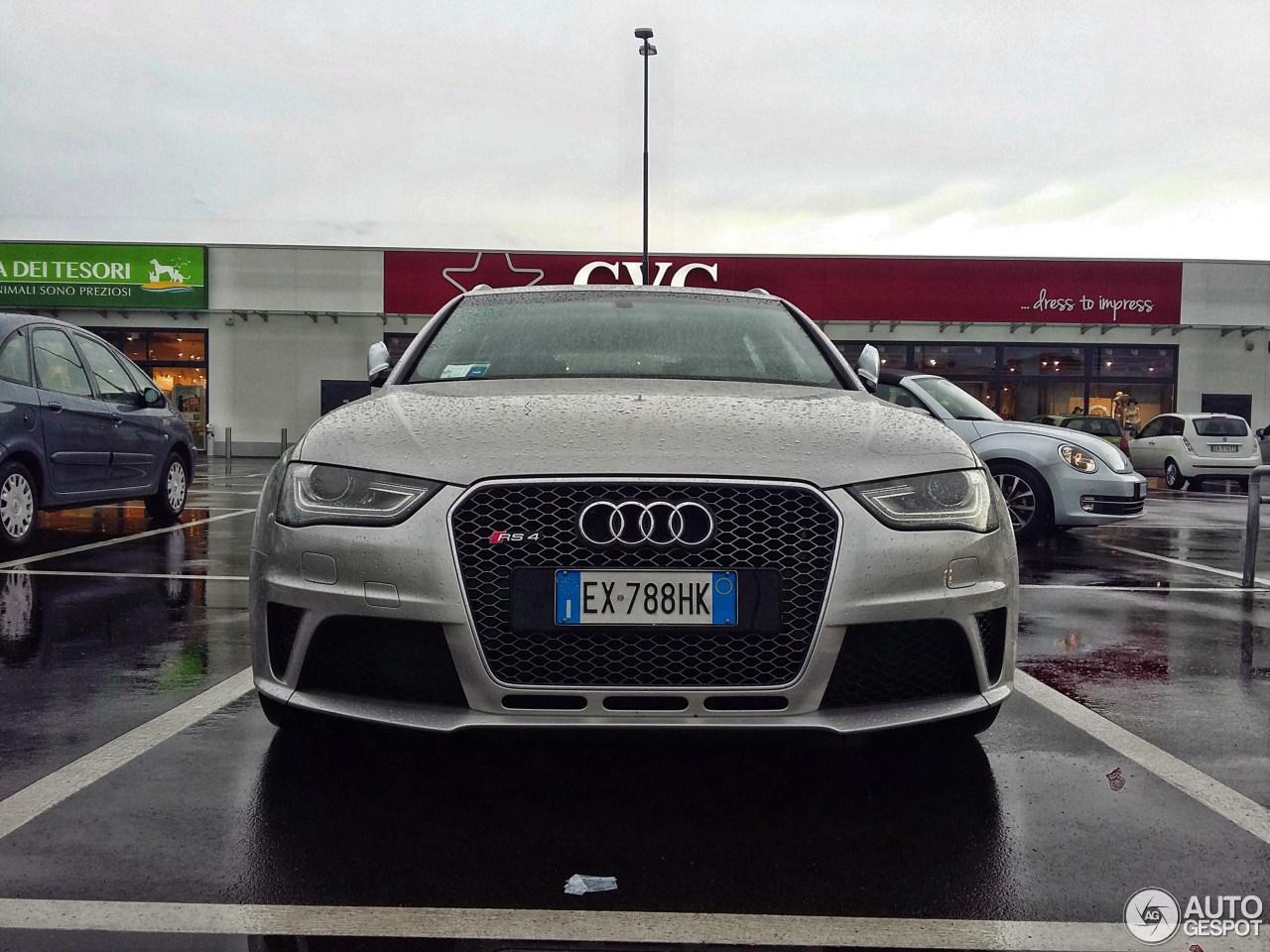 Audi RS4 Avant B8