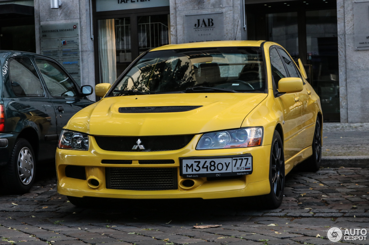 Mitsubishi Lancer Evolution IX