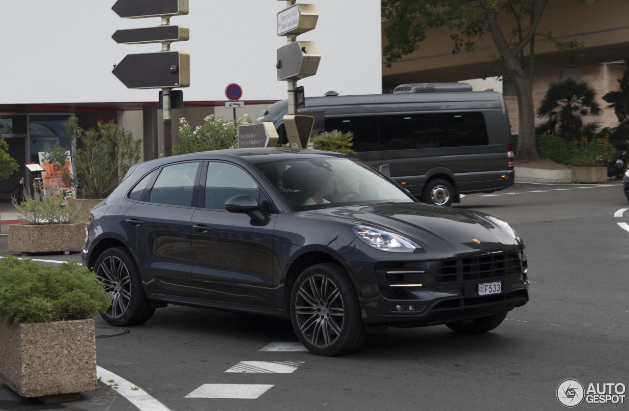 Porsche 95B Macan Turbo